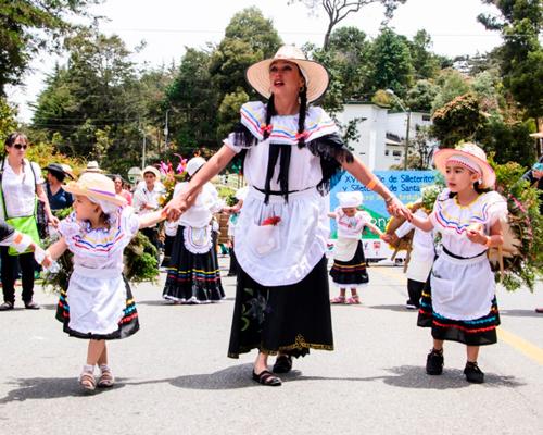 FotografoFoto cortesía Asociación de Silleteros de Santa Elena:La programación cultural del corregimiento de Santa Elena con motivo de la Feria de las Flores va hasta el 11 de agosto de 2018.